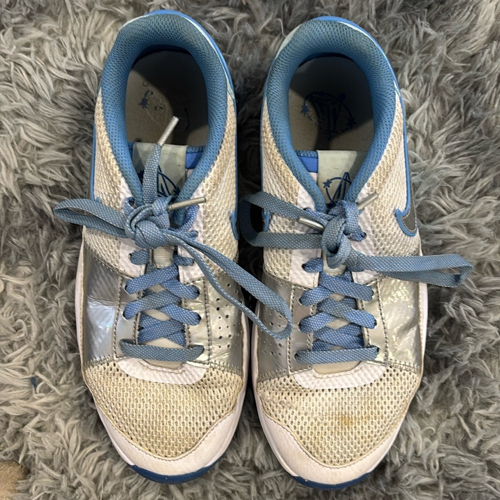 Ja Morant Nike basketball shoes. US 7 youth 7Y. Blue and white with some silver.